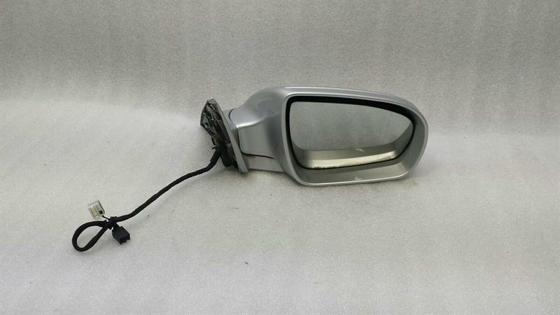 Mercedes-Benz CLS (C219) Mercedes CLS W219 Right Door Mirror A2198102676 Exterior Mirror Right MOP Body type: Saloon
Fuel: Diesel