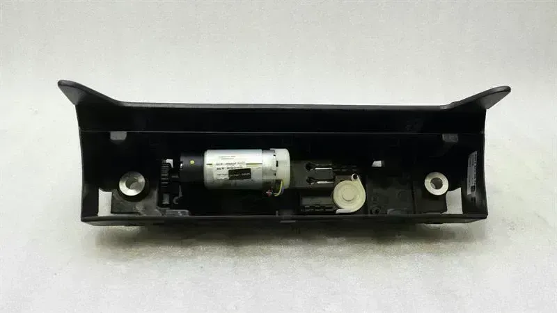 Mercedes-Benz C (W204) Misc Mercedes E Class W207 Headrest Actuator A207860...