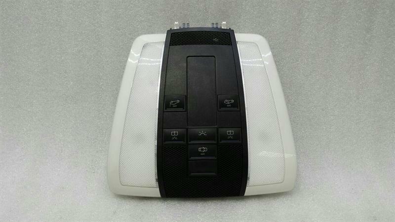Mercedes-Benz C (W204) Dome Light Mercedes E W207 convertible dome light A2078200...