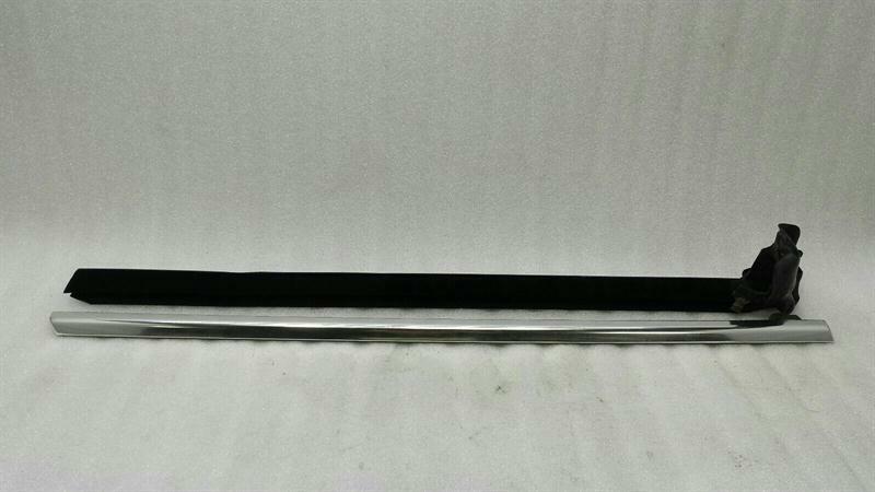 Mercedes-Benz C (W204) Body Moulding Mercedes E Class W207 Convertible RLH Quarter C...