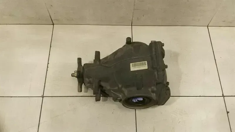Mercedes-Benz CLS (C219) Mercedes CLS W219 Rear Diff A2193502014 Differential Rear Ratio 2.65 Diesel Body type: Saloon
Fuel: Diesel
