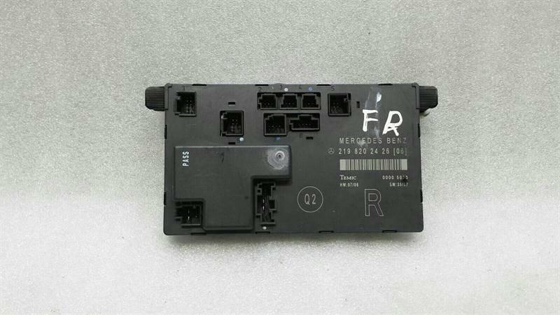 Mercedes CLS W219 front right door module A2198202426 door front RE control unit