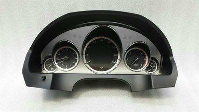 Mercedes E Class W207 instrumentkluster A2129005104 Hastighetsmätare MPH DIESEL