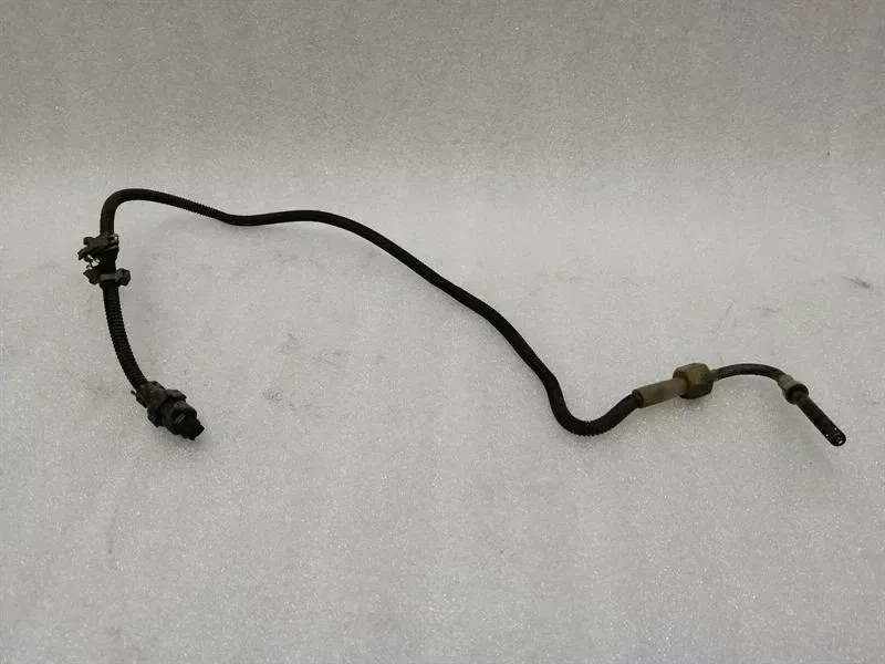 Mercedes-Benz A (W169) Mercedes S-Class W221 Temperature Sensor A0009058800 Exhaust Gas Temperature Sensor Body type: Saloon
Fuel: Diesel