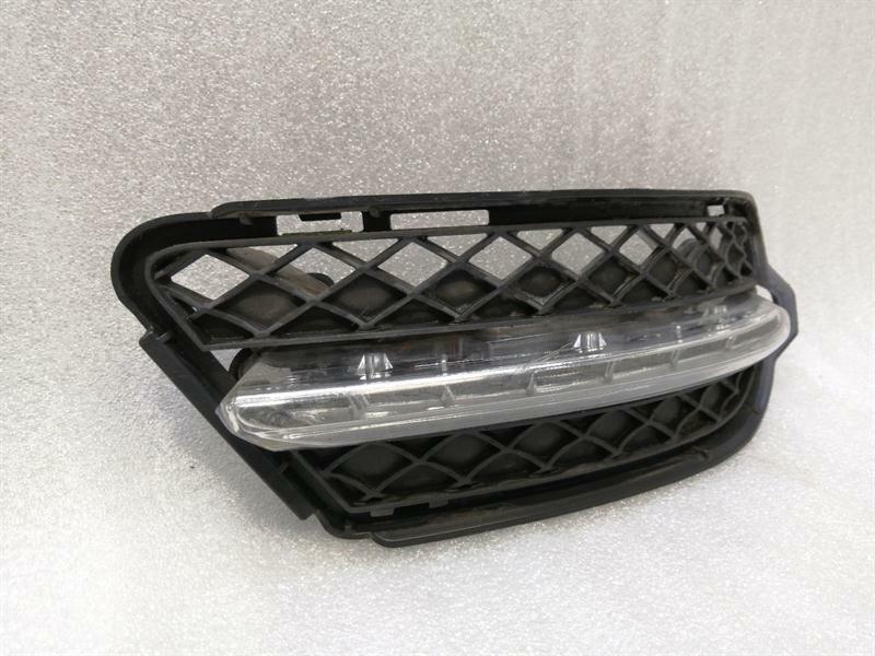 Mercedes-Benz A (W169) Mercedes S W221 MOPF Right Front Foglamp A2218201058 Fog Light Re LED Body type: Saloon
Fuel: Diesel