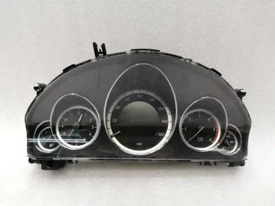 Mercedes E Klasa W207 Zestaw wskaźników A2129005904 Prędkościomierz MPH UK