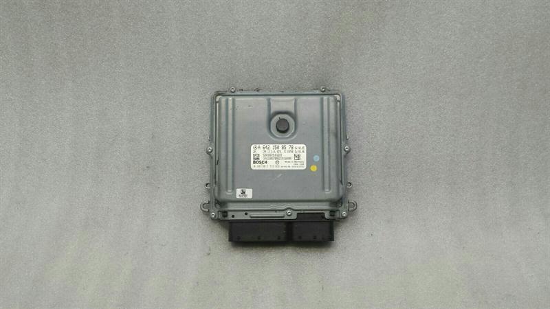 Mercedes-Benz C (W203) Engine ECU Mercedes E Class W211 Engine ECU A6421508578 En...