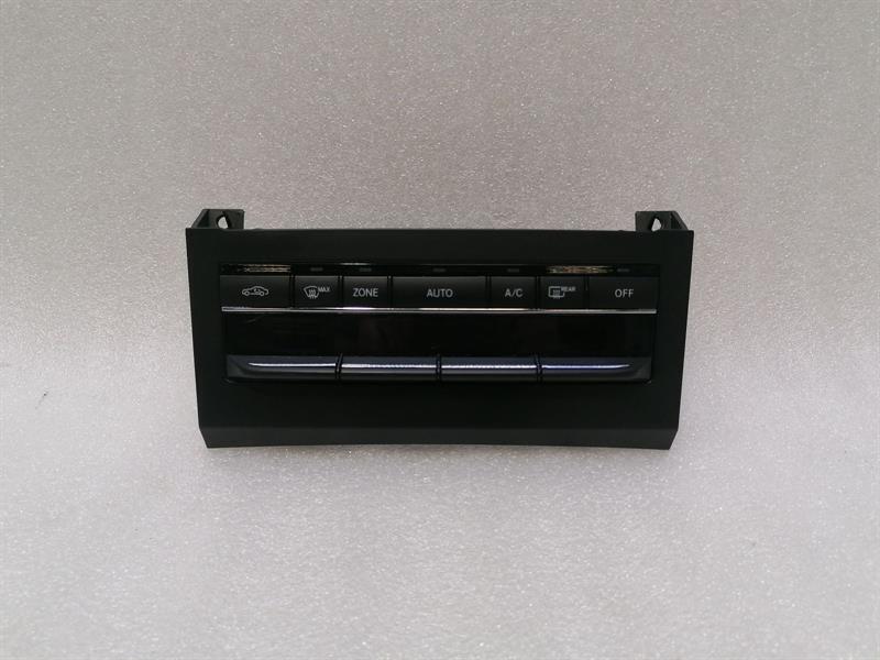 Mercedes-Benz A (W169) Mercedes E Class W207 Car Climate Control A2129002814 Air Conditioning Control Panel A/C Body type: Convertible
Fuel: Diesel