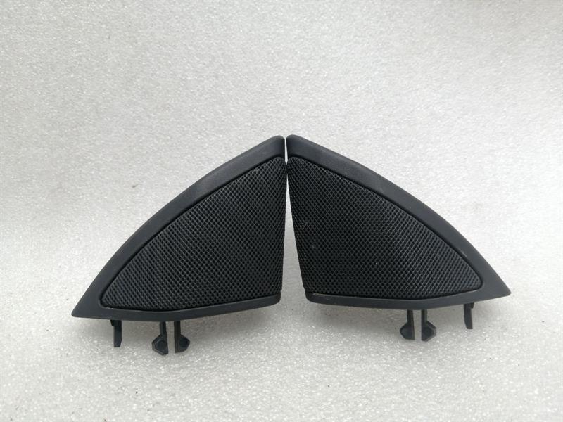 Mercedes-Benz C (W204) Speaker Mercedes E Class W207 Speaker Set Of 2 A2128202...