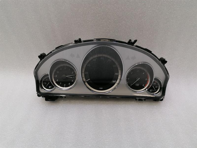 Mercedes-Benz C (W204) Speedo Clocks Mercedes E Class W207 Instrument Cluster A21290...