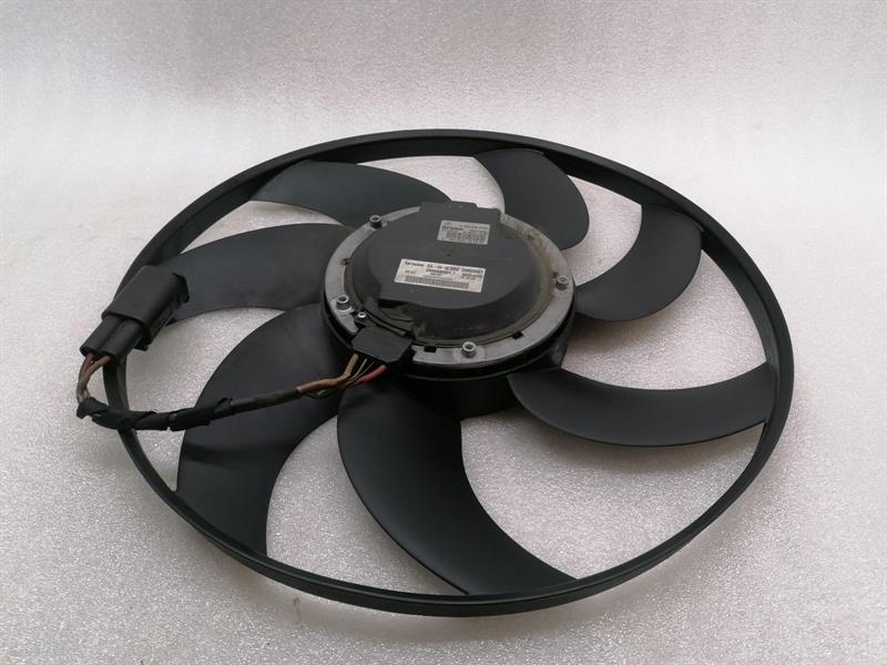 Mercedes-Benz C (W204) Radiator Fan Mercedes E Class W207 Radiator Fan A2045400788 ...