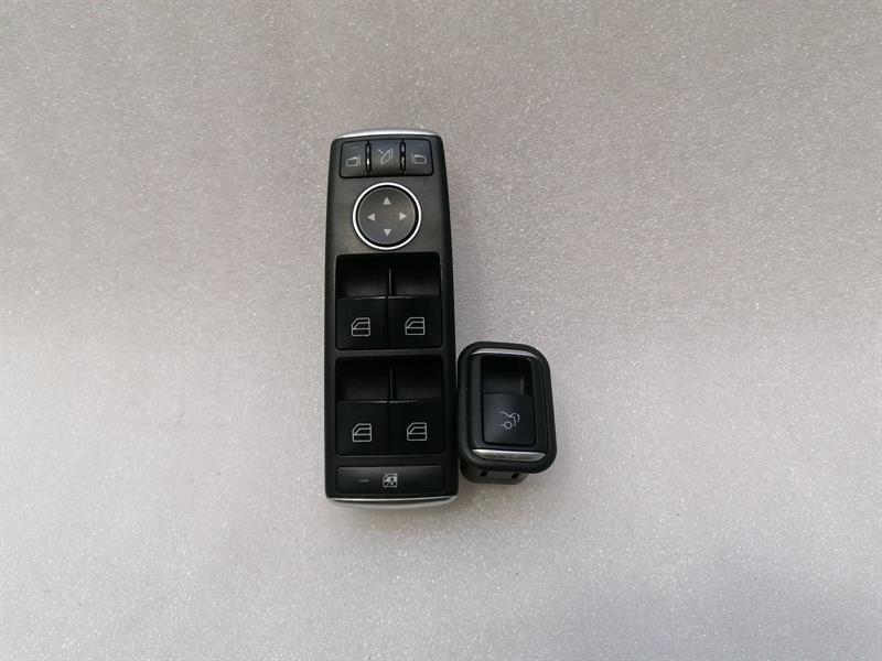 Mercedes-Benz C (W204) Switch Mercedes E Class W207 Switch A2049055402 Switch...