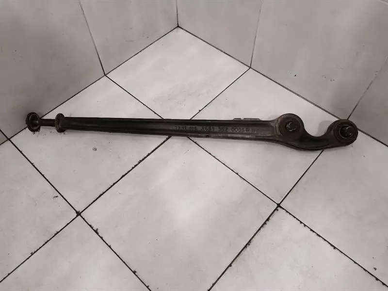 Mercedes-Benz A (W176) Mercedes G-Car W463 Rear Suspension Arm A4613500006 Rear Right Handlebar Body type: SUV
Fuel: Diesel