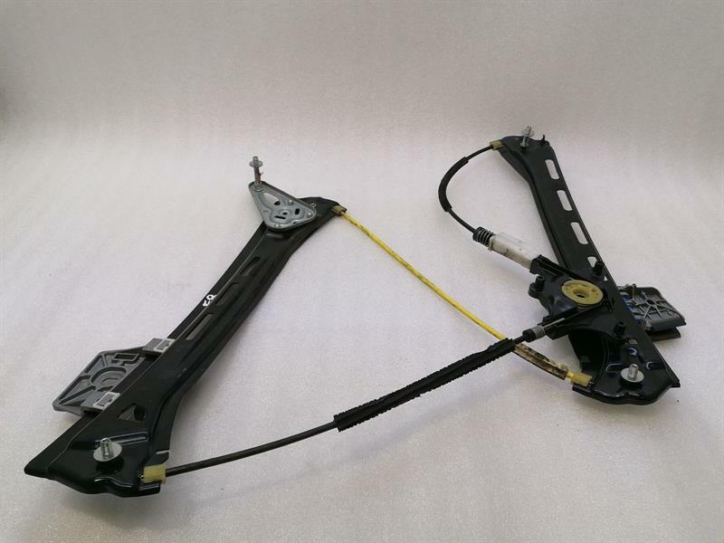 Mercedes-Benz CLS (C218) Mercedes CLS W218 Right Front Door Winder A2187200479 Window Regulator Front Right Body type: Saloon
Fuel: Diesel