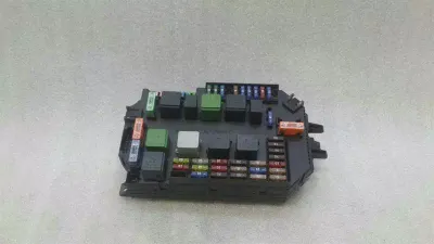 Mercedes S-class W221 Fuse Box A2219067200 Fuse Box SAM