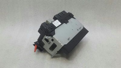 Блок предохранителей Mercedes S-класса W221 A2219006902 Блок предохранителей SAM