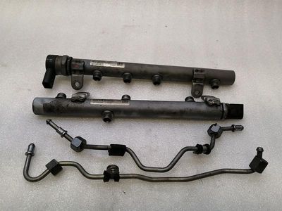 MERCEDES CLS W218 FUEL RAIL A6420703395 BRÄNSLEINJEKTIONSGJUTNING RÖRFORDELARE