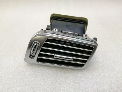 Mercedes CLS W218 höger luftventil A2188301054 ventilationsmunstycke ventilationsgaller höger