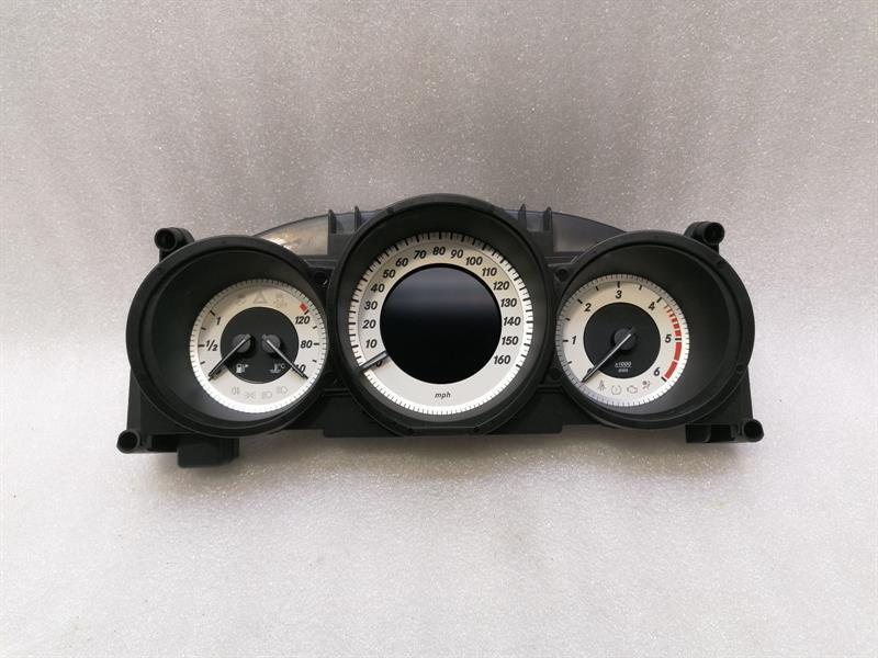 Mercedes-Benz CLS (C218) Mercedes CLS W218 Instrument Cluster A2189007004 Speedometer MPH UK Body type: Saloon
Fuel: Diesel