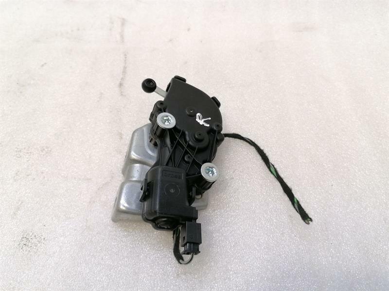 Mercedes-Benz A (W176) Mercedes GLS X166 Rear Right Window Regulator A1666700104 Power Window Rear RE Body type: SUV
Fuel: Diesel