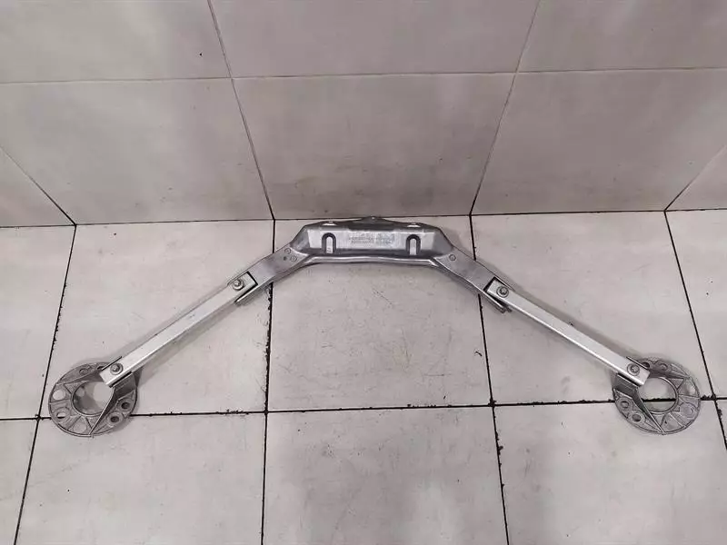 Mercedes-Benz ML / GLE (W166) Mercedes GLE W292 C292 Strut Bar Holder Bracket A2926200300 Holder Strap Body type: SUV
Fuel: Diesel