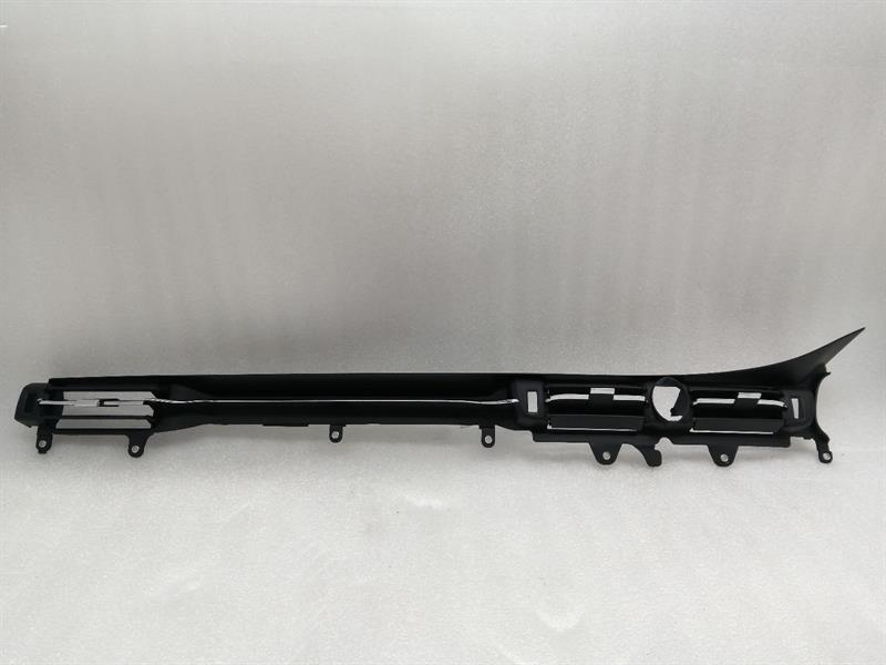 Maserati Quattroporte 2012-2024 MASERATI QUATTROPORTE VI M156 Air vent Cover Centre 670011339 RHD RECHTSLENKER