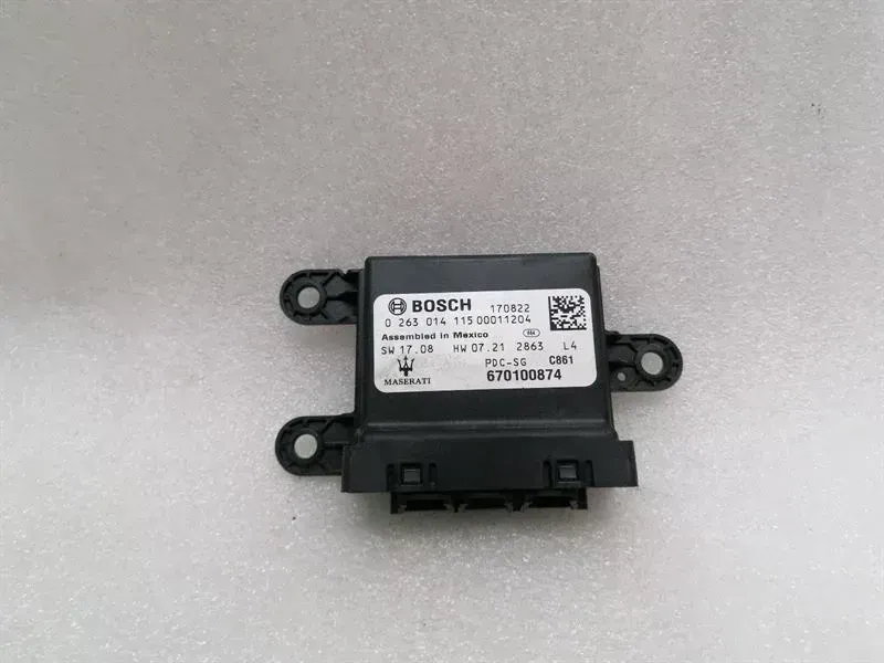 Maserati Quattroporte Maserati Quattroporte VI M156 PDC Module 670100874 ECU Parking Sensor Body type: Saloon
Fuel: Diesel
