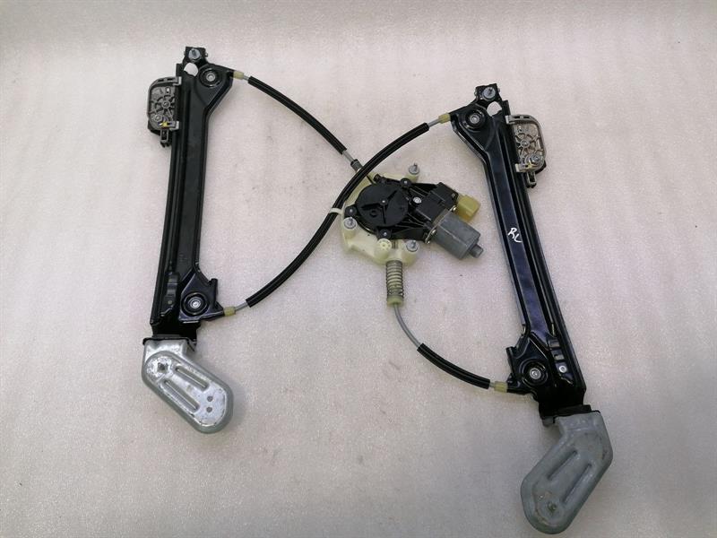 Maserati Quattroporte 2012-2024 MASERATI QUATTROPORTE VI M156 Left Door Winder 670103665 Rear Power Window L