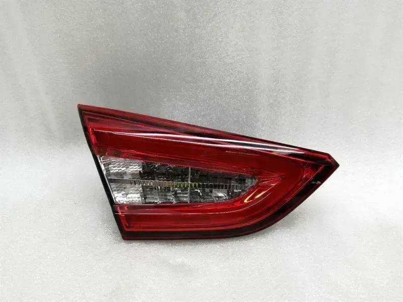 Maserati Quattroporte 2012-2024 Maserati Quattroporte VI M156 left rear light 670009229 taillight rear left