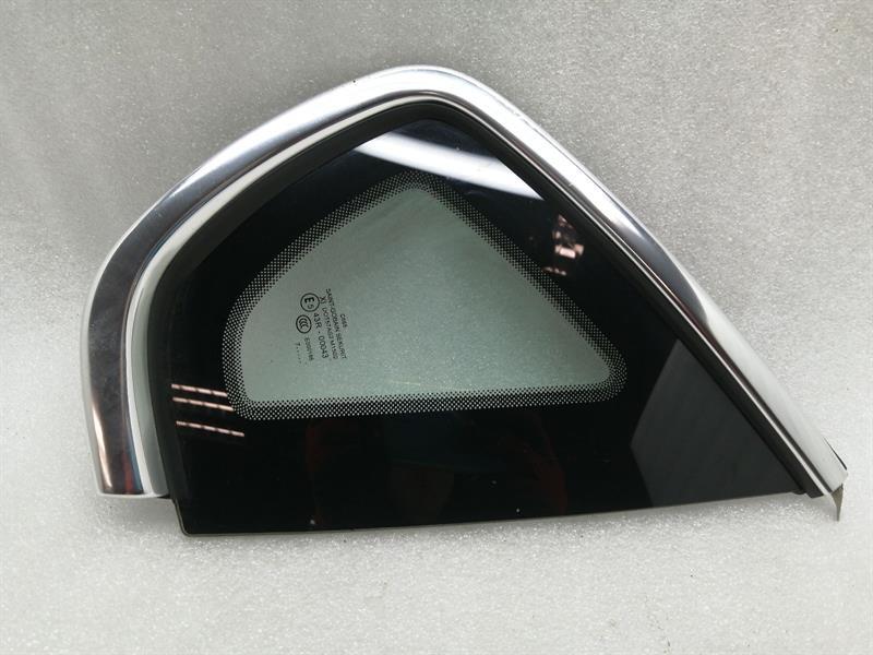 Maserati Quattroporte 2012-2024 MASERATI QUATTROPORTE VI M156 Right Rear Glass 673008989 Türscheibe ¼ Hinten Re