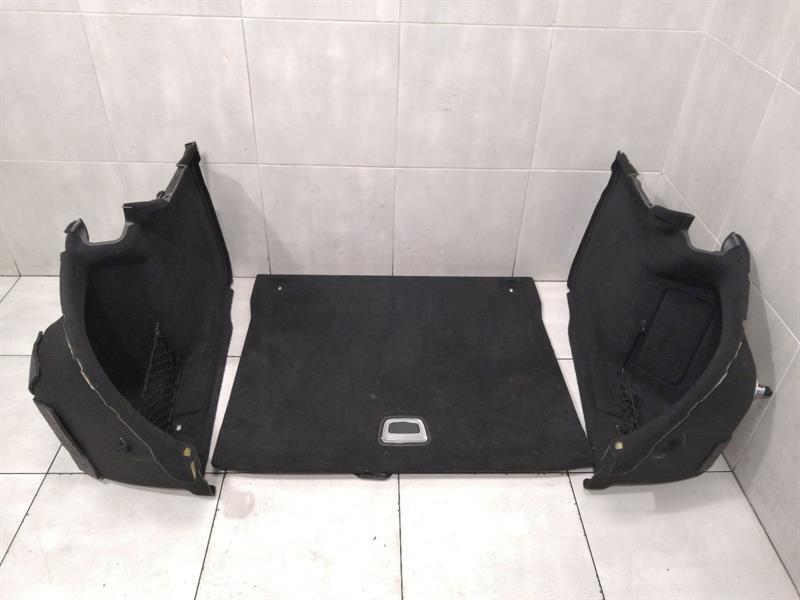 Mercedes-Benz A (W176) Mercedes W222 Luggage Compartment Cover Set A2226804702 Trunk Trim Body type: Saloon
Fuel: Diesel