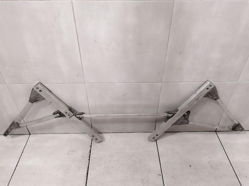 Mercedes-Benz A (W176) Mercedes S-Class W222 Strut Brace A2226260983 Strut Brace Body type: Saloon
Fuel: Diesel