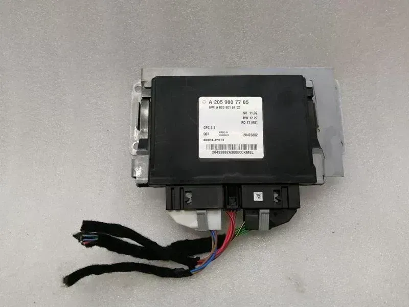 Mercedes-Benz A (W176) MERCEDES S-Class W222 Drive Train Module A2059007705 Powertrain ECU Body type: Saloon
Fuel: Diesel