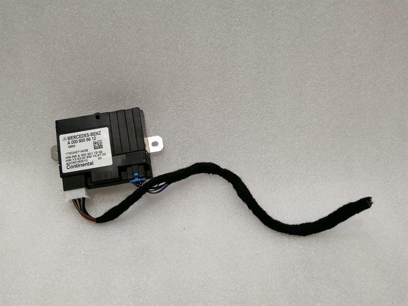 Mercedes-Benz A (W176) Mercedes S-class W222 Fuel Pump Module A0009006612 Fuel Pump Control Unit Body type: Saloon
Fuel: Diesel