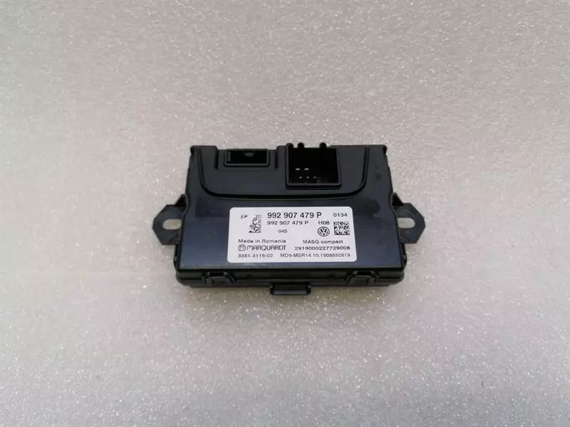Porsche 911 (991) Porsche 911 992 spoiler control module 992907479P control unit Body type: Coupe
Fuel: Petrol