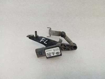 Porsche 911 992 Czujnik poziomu przedni lewy 992616213A Czujnik poziomu VL
