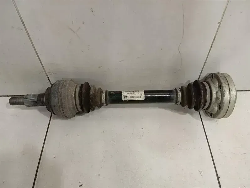 Porsche 911 (991) Porsche 911 992 left rear drive shaft 992501201 drive shaft rear left PDK Body type: Coupe
Fuel: Petrol