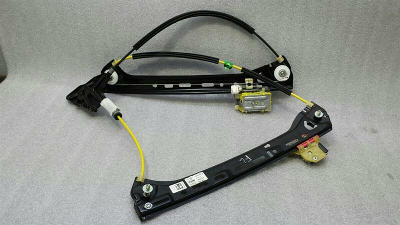 Mercedes-Benz S Coupe (C217) Left Front Door Winder Mercedes W238 Convertible FLH Door Winder A2057...