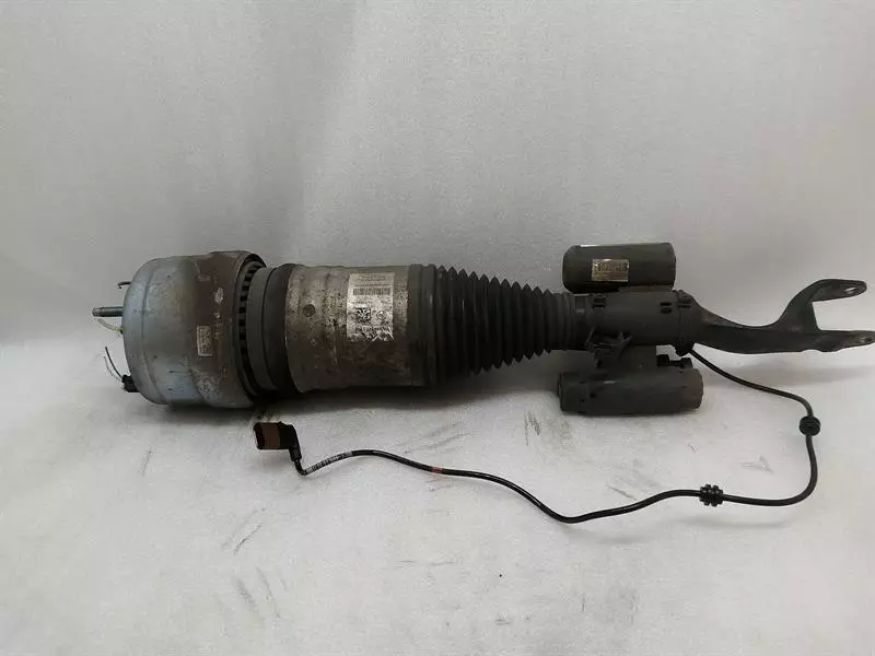 Mercedes-Benz S Coupe (C217) Shock Absorber Front Mercedes E Class W238 Shock Absorber Front A213...