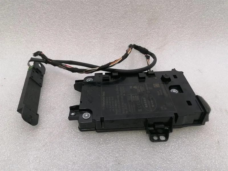 MERCEDES E CLASS W238 ELECTRONIC MODULE A2139006911 CONTROL UNIT WIRELESS CHARGER