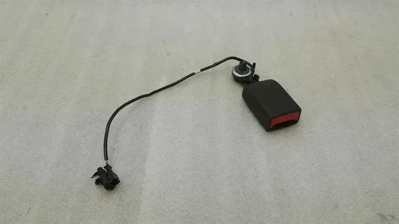 Mercedes-Benz A (W176) Mercedes GLS X166 left belt buckle A1668602369 belt buckle left Body type: SUV
Fuel: Diesel