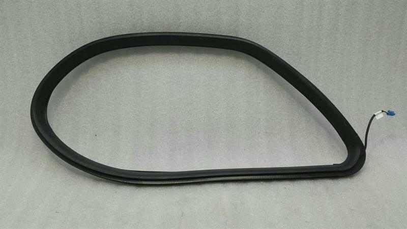 Mercedes-Benz A (W176) Mercedes GLS X166 RRH Window Seal A1666809000 Window Seals Rear Right Body type: SUV
Fuel: Diesel