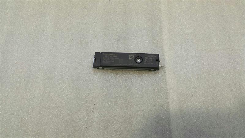 Mercedes-Benz A (W176) Mercedes GLS X166 Aerial / Antenna A2229055804 Antenna Body type: SUV
Fuel: Diesel