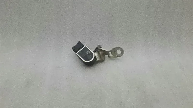 BMW 3 (F30 / F31) BMW 3 Series F80 Headlight Level Sensor 6870000 Height Level Sensor