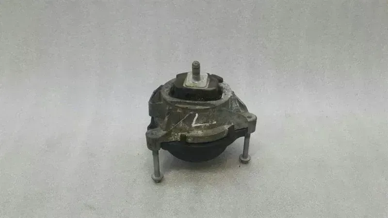 BMW 3 (F30 / F31) BMW 3 Series F80 M3 Left Engine Mount 2284817 Engine Mount Left
