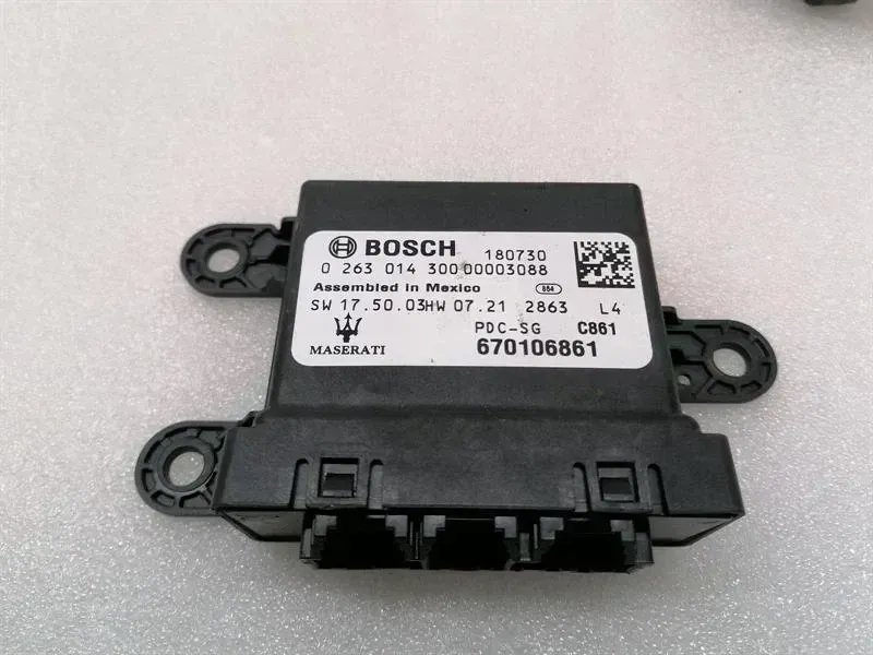Maserati Ghibli MASERATI GHIBLI M157 Electronic module 670106861 Steuergerät PDC ASSISTANCE