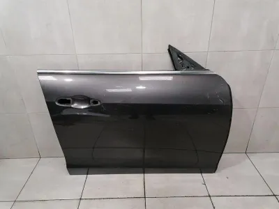 Maserati Ghibli M157 labās priekšējās durvis 673007995 durvis priekšējās Re Quattroporte M156