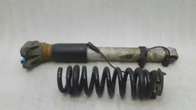 BMW 3-serie F30 Stötdämpare Bak M3 Stötdämpare Bak Höger EDC