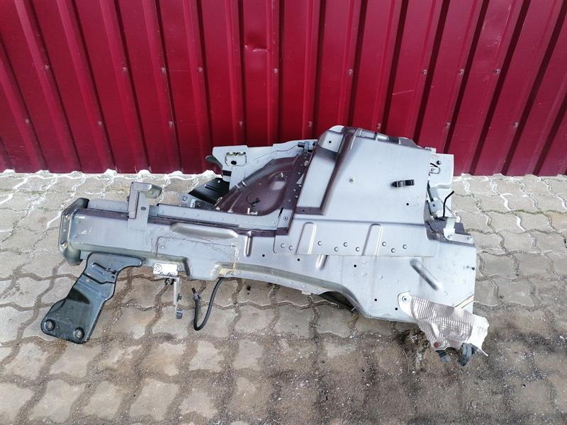 Maserati Ghibli Maserati Ghibli M157 Right Front Chassis Leg 673009228 Right Front Wheelhouse