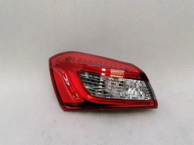 Maserati Ghibli M157 Rückleuchte links 6700084820 Rücklicht hinten links